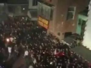 武钢暴力游行 武钢发生暴力游行事件？造谣者被警方拘留5天
